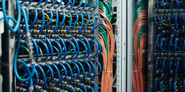 Infraestructura Común Telecomunicaciones Vila-sacra · Comunicaciones mediante firewalls, VPNs y cifrado