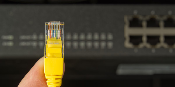 Instalación / Implantación / Legalización de ICT Vila-sacra · Comunicaciones mediante firewalls, VPNs y cifrado