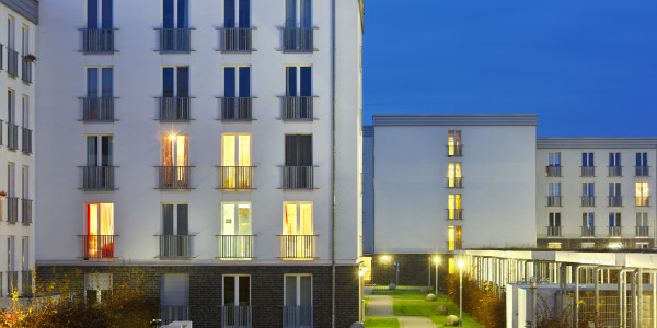 Proyectos de ICT Viviendas / Edificios en Girona · Instalación y mantenimiento de centrales telefónicas y redes móviles