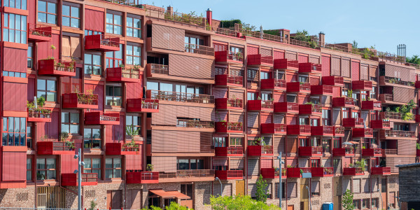 Proyectos de ICT Viviendas / Edificios en Girona · Proyecto en Redes satelitales